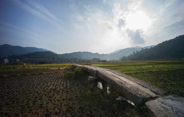 A scenic view of Wenzhou Chixi Wudongqiao