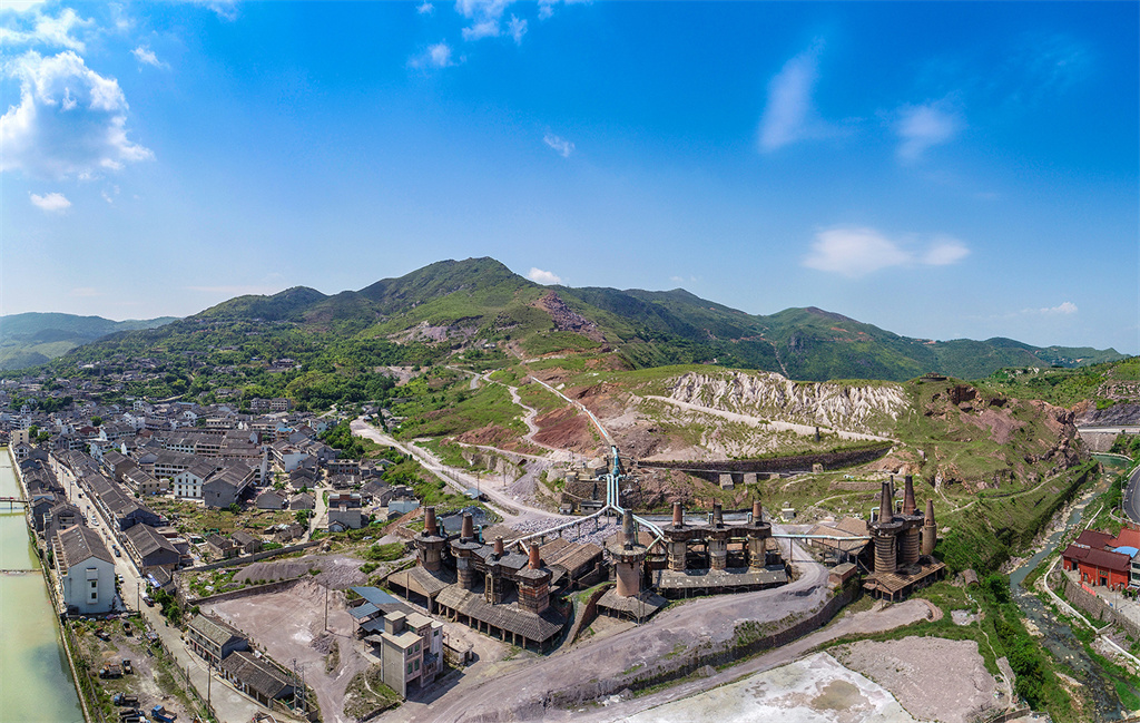 A scenic view of Wenzhou Fanshan Fankuang Yizhi