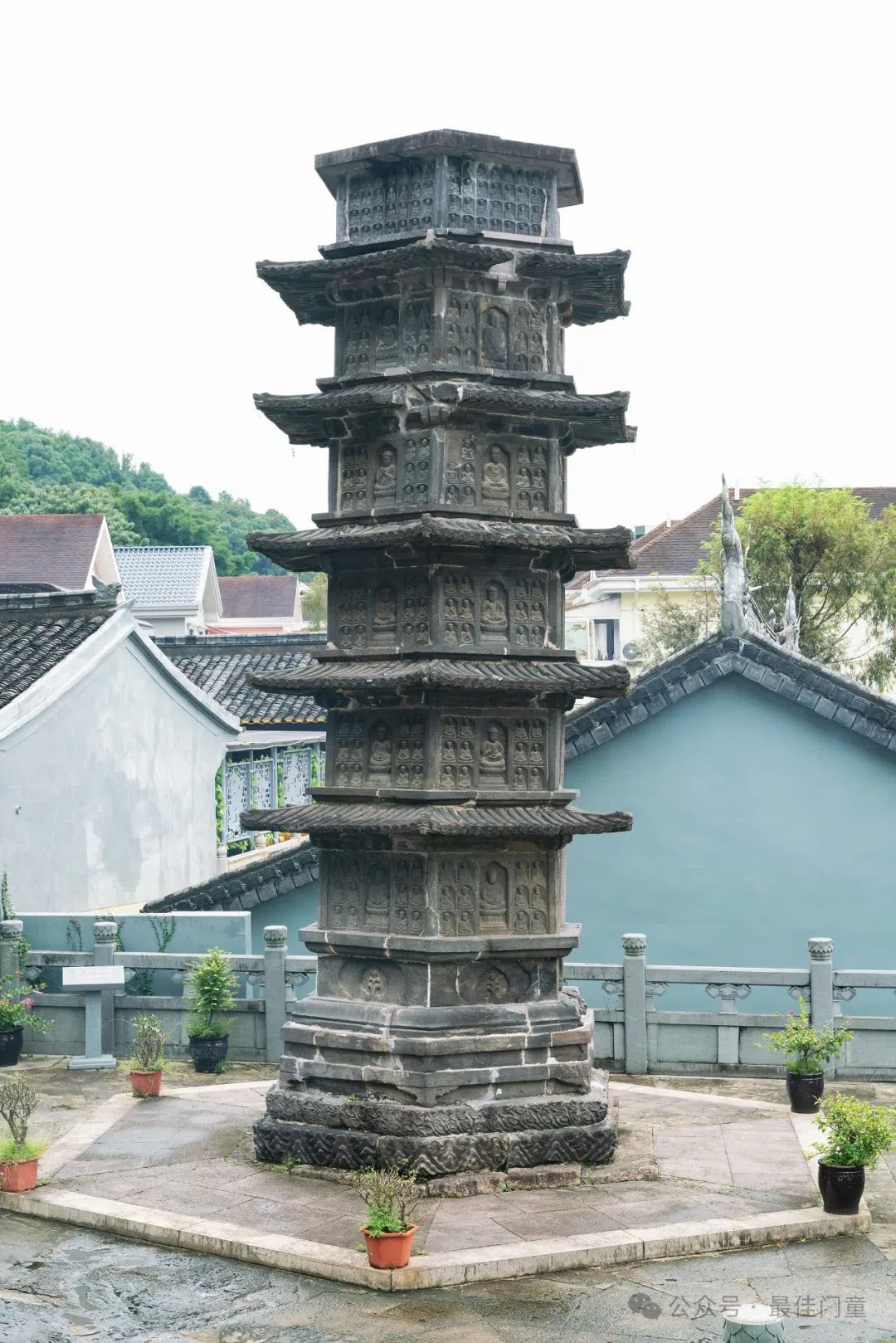 A scenic view of Wenzhou Guanyinsi Shita