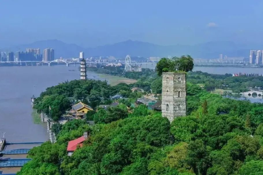 A scenic view of Wenzhou Guoansi Ta