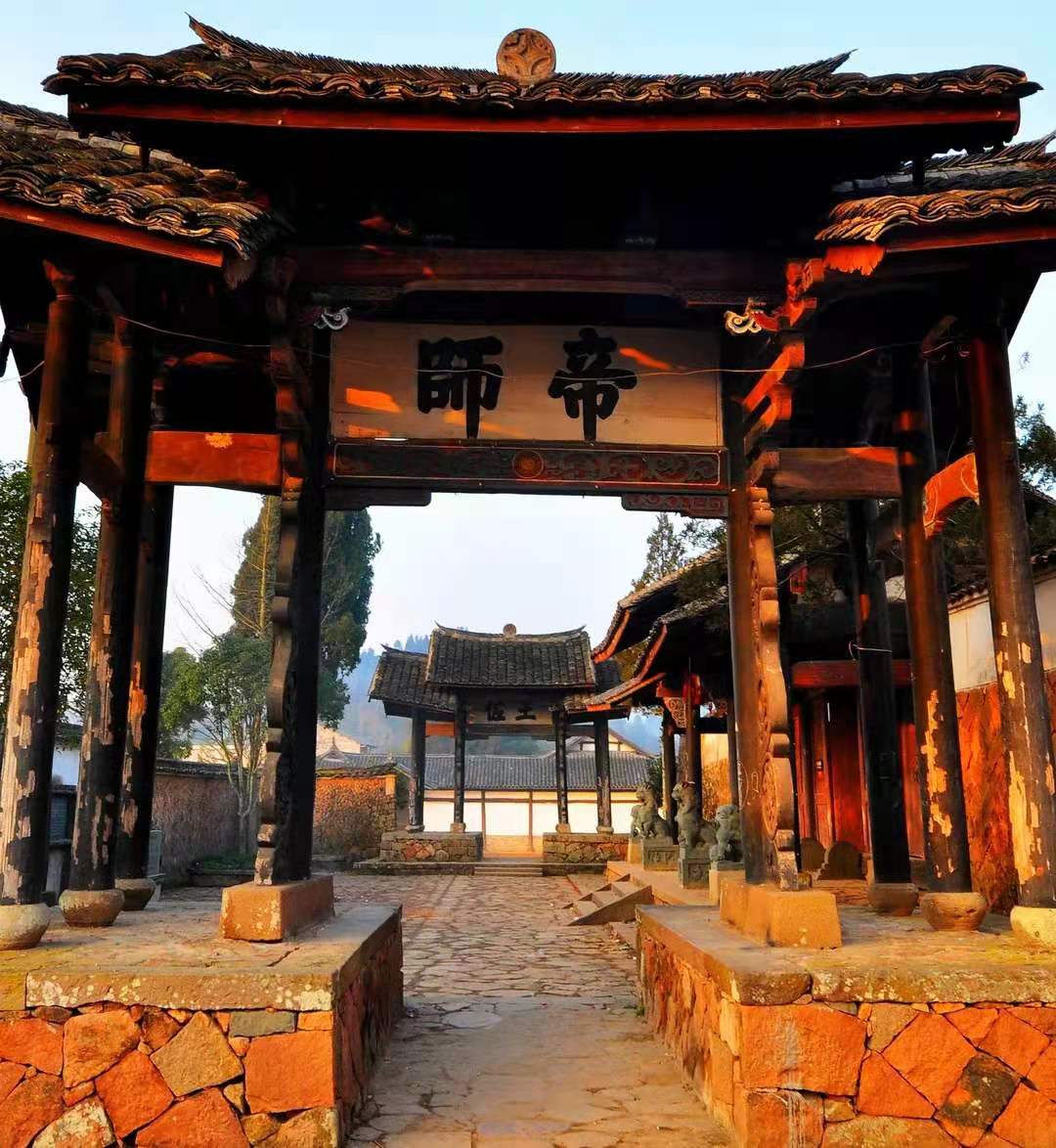 A scenic view of Wenzhou Liuji Miao Ji Mu
