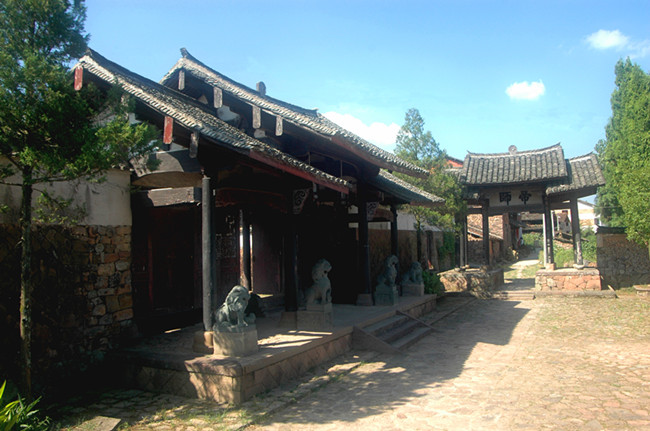 A scenic view of Wenzhou Liuji Miao Ji Mu