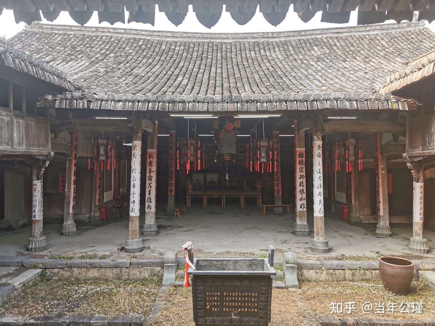 A scenic view of Wenzhou Nanxijiang Zongci Jianzhuqun