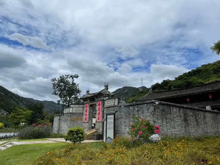 A scenic view of Wenzhou Tantou Yaozhi