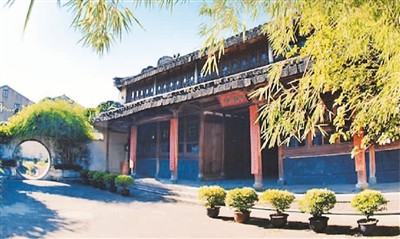 A scenic view of Wenzhou Yuhailou