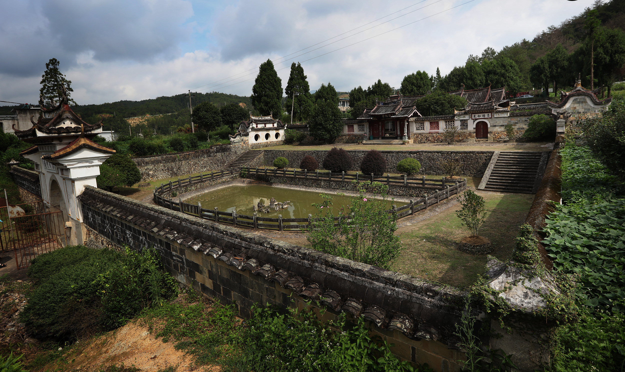 A scenic view of Wenzhou Yuyan Baoshi Zongci