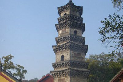 A scenic view of Wuhu Guangjisi Ta