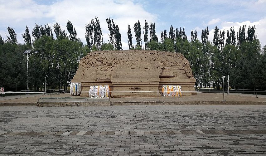 A scenic view of Wuwei Baitasi Yizhi