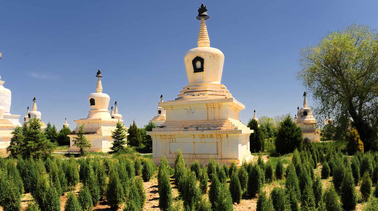A scenic view of Wuwei Baitasi Yizhi
