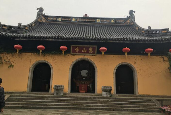 A scenic view of Wuxi Huishansi Jingchuang