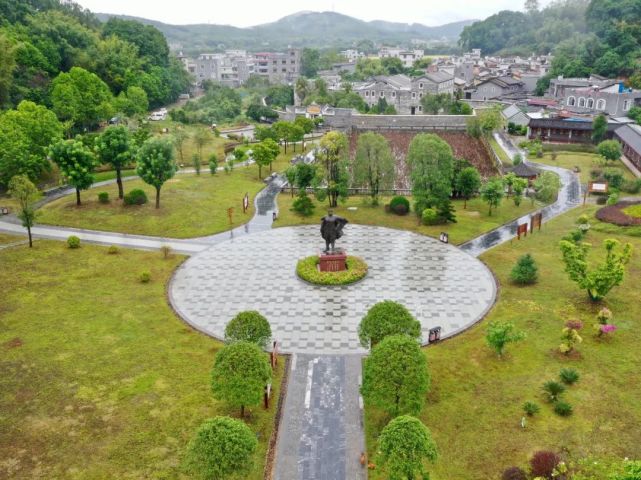 A scenic view of Wuzhou Lijishen Guju