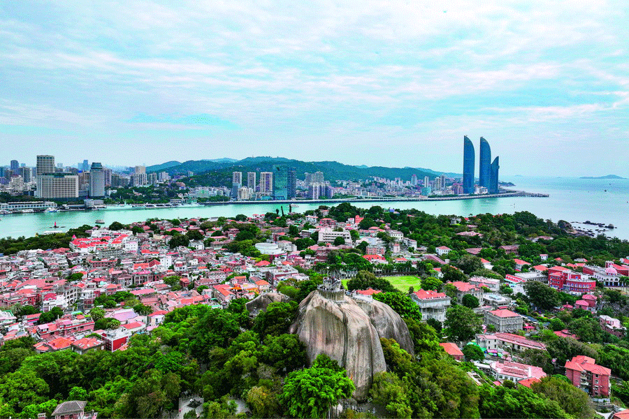 A scenic view of Xiamen Gulangyu Jindai Jianzhuqun