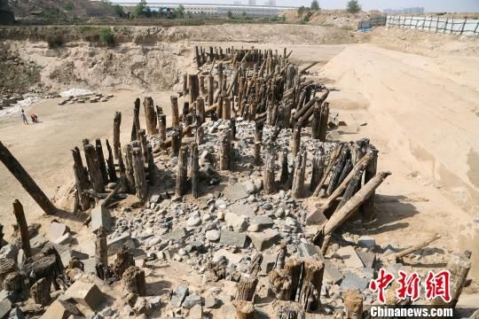 A scenic view of Xian Dongwei Bridge Site