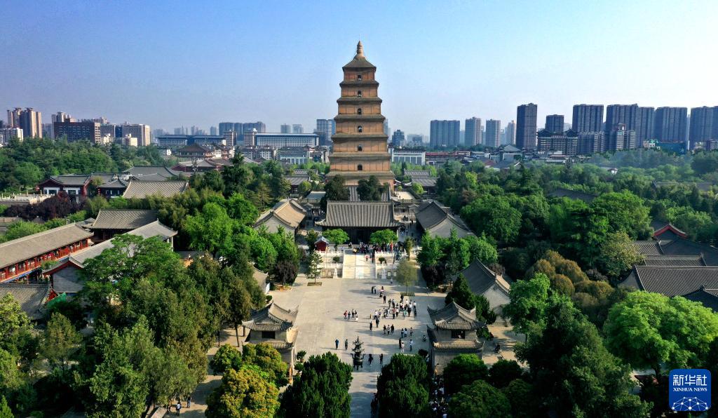 A scenic view of Xian Great Wild Goose Pagoda