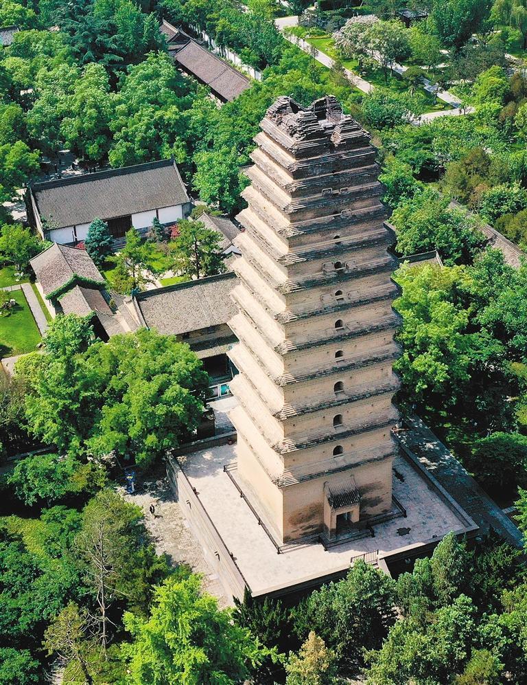 A scenic view of Xian Great Wild Goose Pagoda