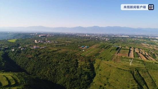 A scenic view of Xian Western Han Imperial Tombs Baling