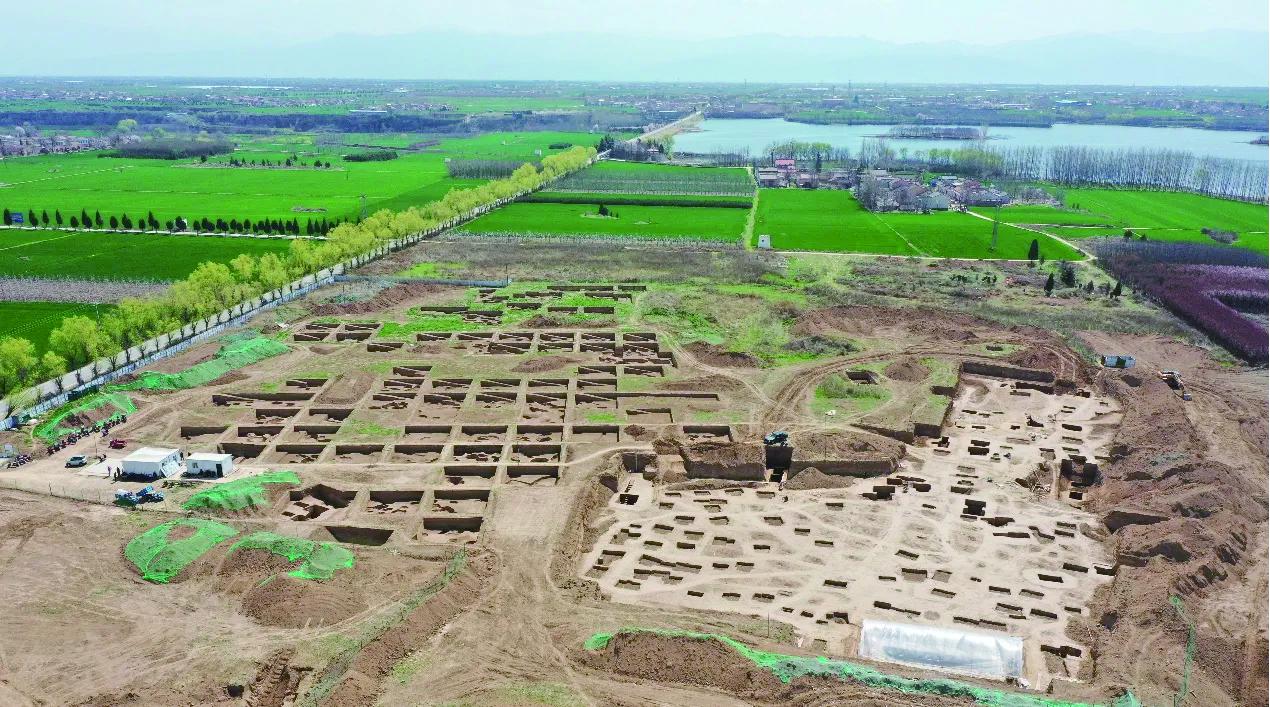 A scenic view of Xian Western Han Imperial Tombs Baling