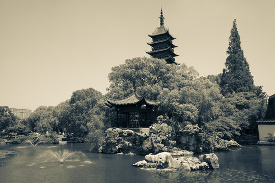 A scenic view of Xian Xingjiao Temple Pagoda