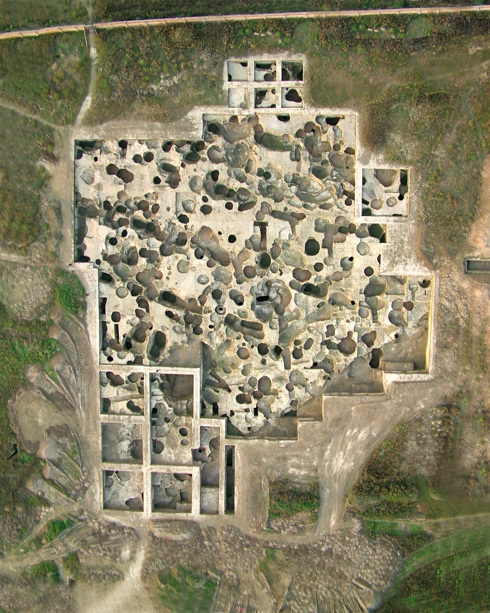A scenic view of Xian Yangguanzhai Site