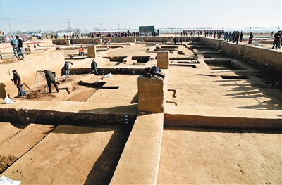 A scenic view of Xian Yueyang City Site