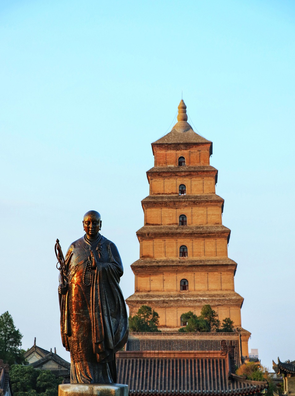 A scenic view of Xian Zhaohui Pagoda