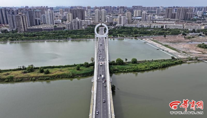 A scenic view of Xian Zhongwei Bridge Site
