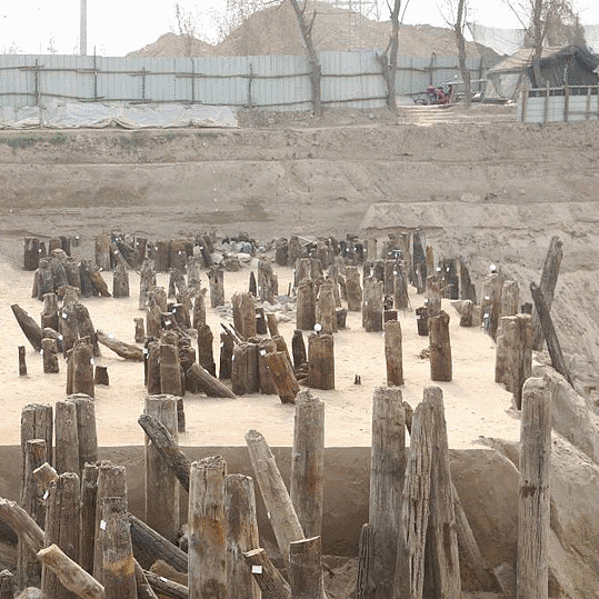 A scenic view of Xian Zhongwei Bridge Site