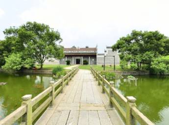 A scenic view of Xiangtan Dongshan Shuyuan Jiuzhi