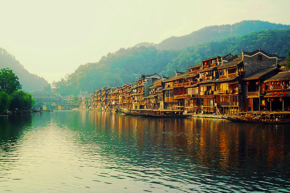 A scenic view of Xiangxi Fenghuang Guchengbao