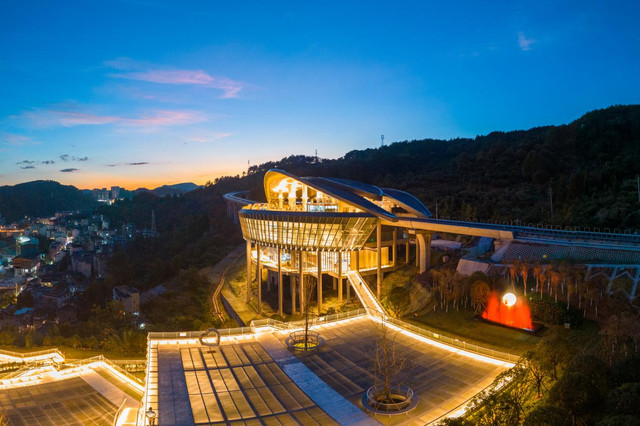 A scenic view of Xiangxi Fenghuang Guchengbao