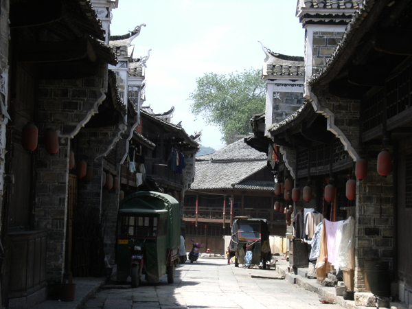 A scenic view of Xiangxi Liye Maicha Zhanguo Muqun