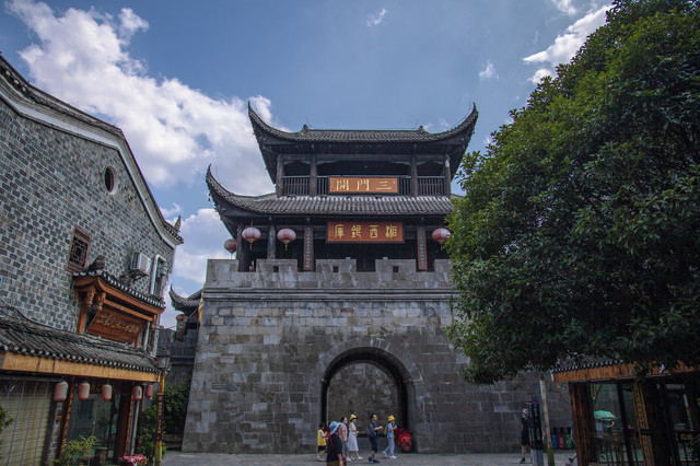 A scenic view of Xiangxi Qianzhou Wenmiao