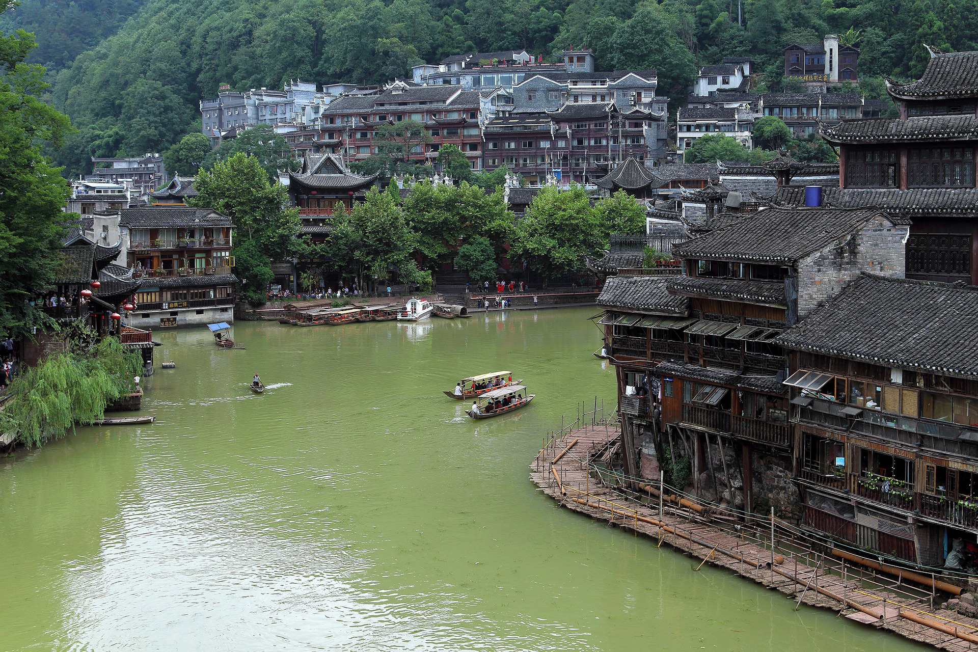 A scenic view of Xiangxi Weijiazhai Gucheng Yizhi