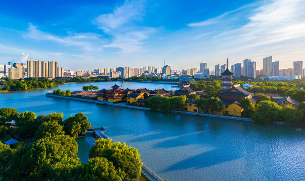 A scenic view of Xianyang Baoben Temple Pagoda