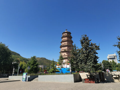 A scenic view of Xianyang Binxian Kaiyuan Temple Pagoda