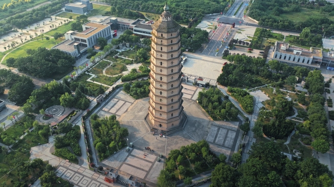 A scenic view of Xianyang Jingyang Chongwen Pagoda