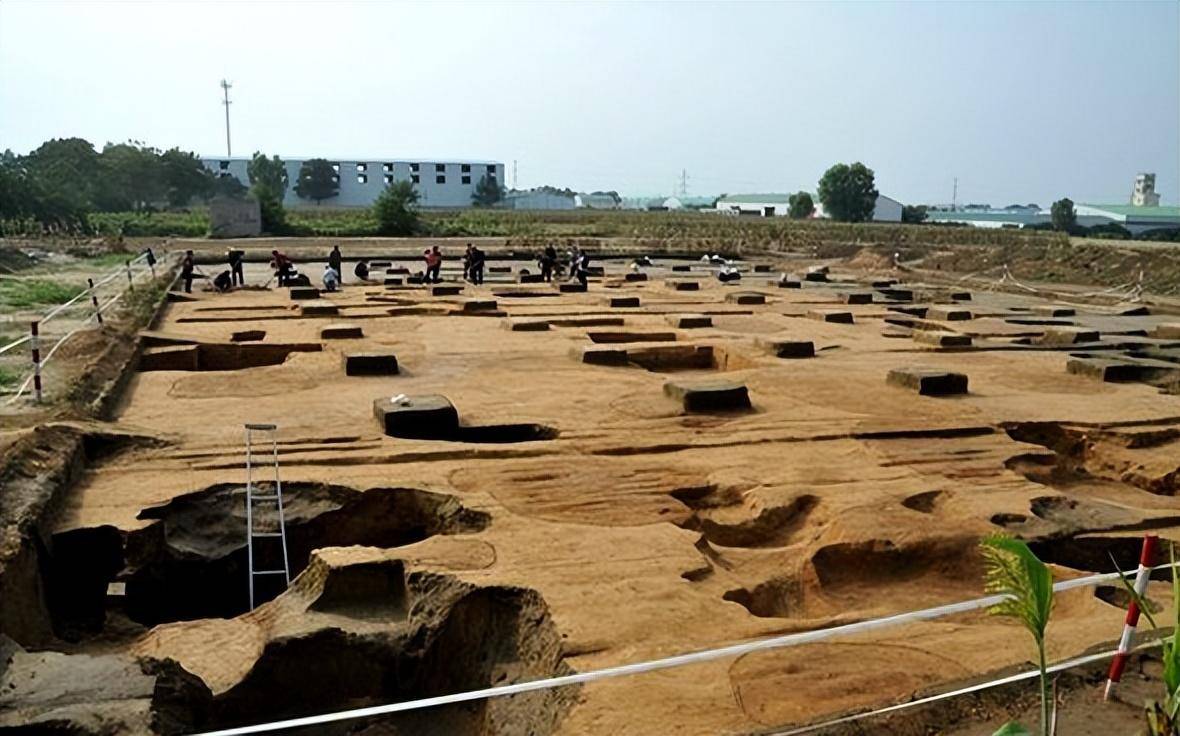 A scenic view of Xianyang Nianzipo Site