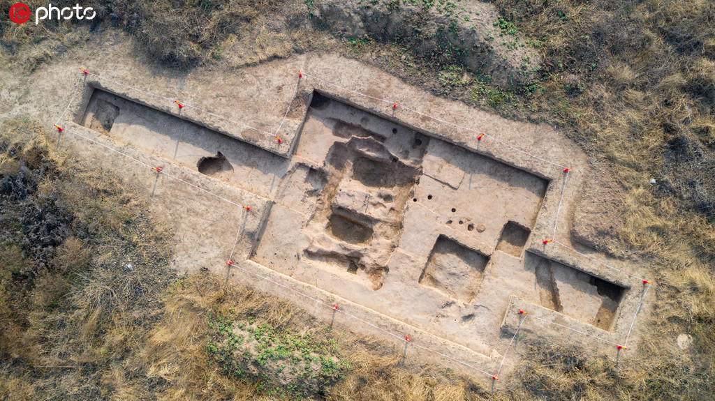 A scenic view of Xianyang Qin Prince Tombs
