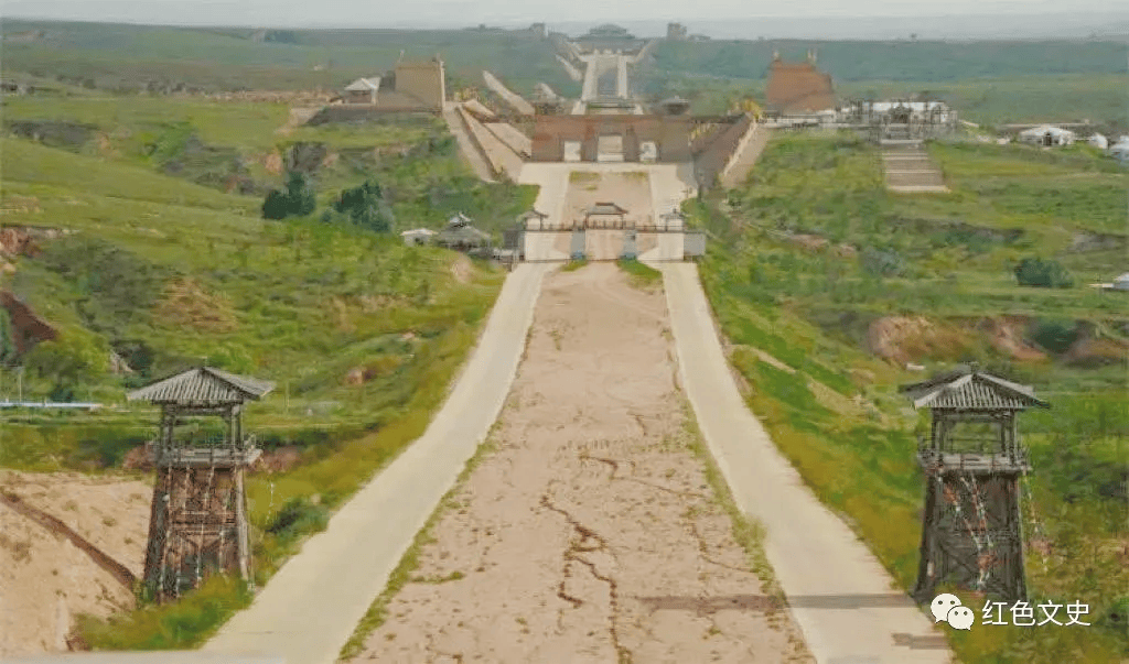 A scenic view of Xianyang Qin Zhidao Starting Point Site