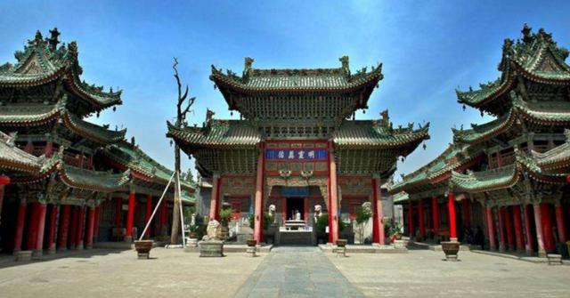A scenic view of Xianyang Qingfan Temple Pagoda