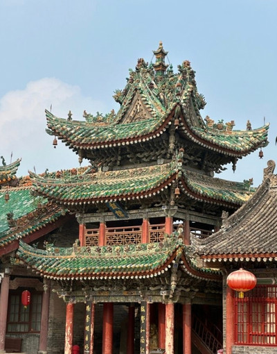 A scenic view of Xianyang Sanyuan Chenghuang Temple
