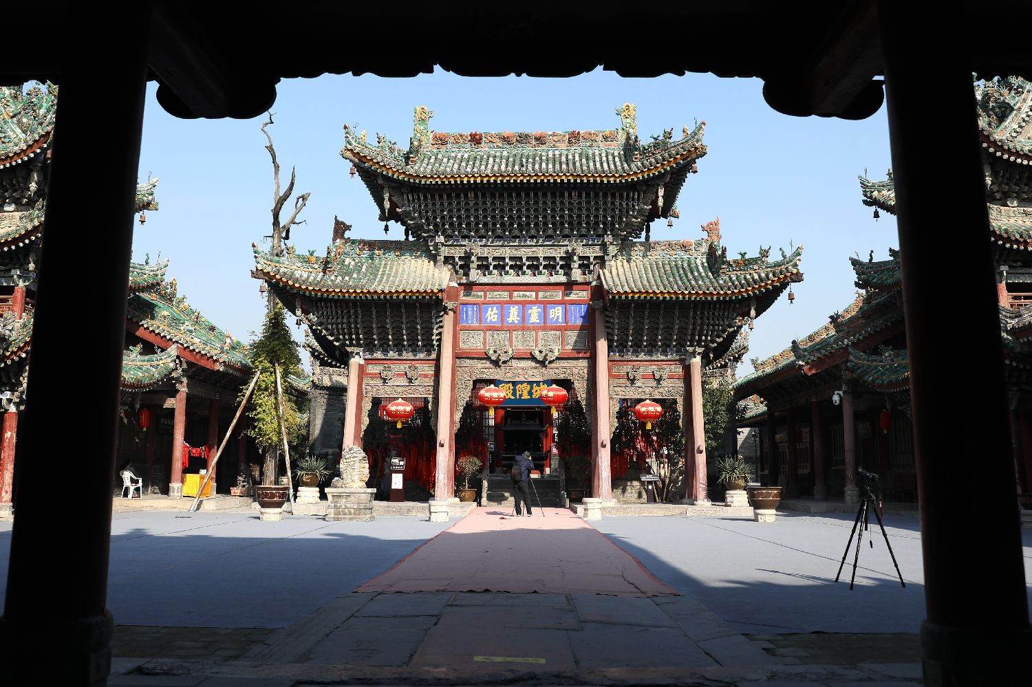 A scenic view of Xianyang Sanyuan Chenghuang Temple