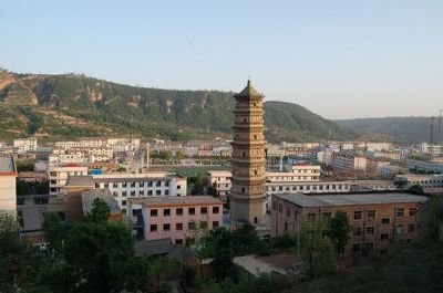 A scenic view of Xianyang Tai Pagoda