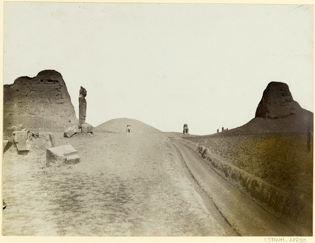 A scenic view of Xianyang Yongkangling Mausoleum