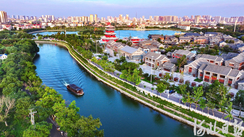 A scenic view of Xingtai Grand Canal