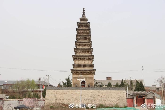 A scenic view of Xingtai Puli Temple Pagoda