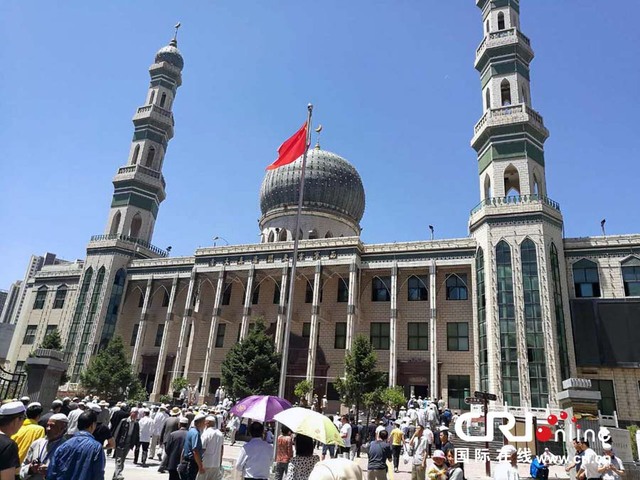 A scenic view of Xining Dongguan Qingzhendasi