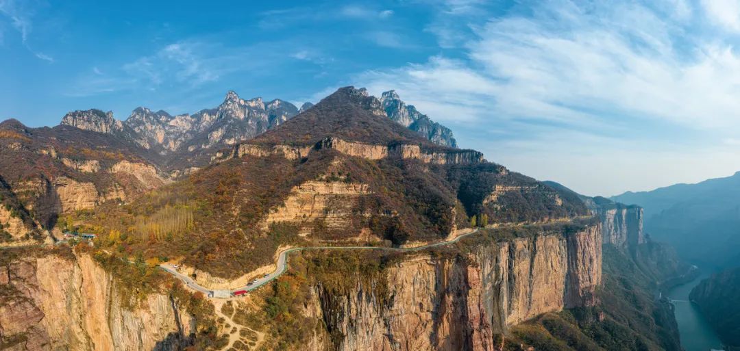 A scenic view of Xinxiang Linglongta