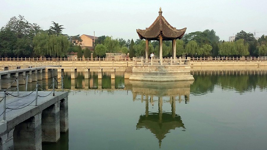 A scenic view of Xinxiang Mengzhuangyizhi