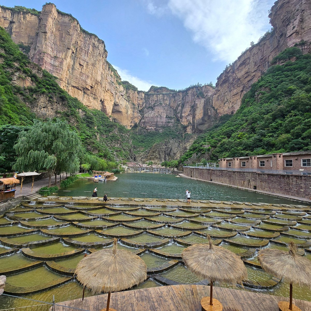 A scenic view of Xinxiang Mengzhuangyizhi